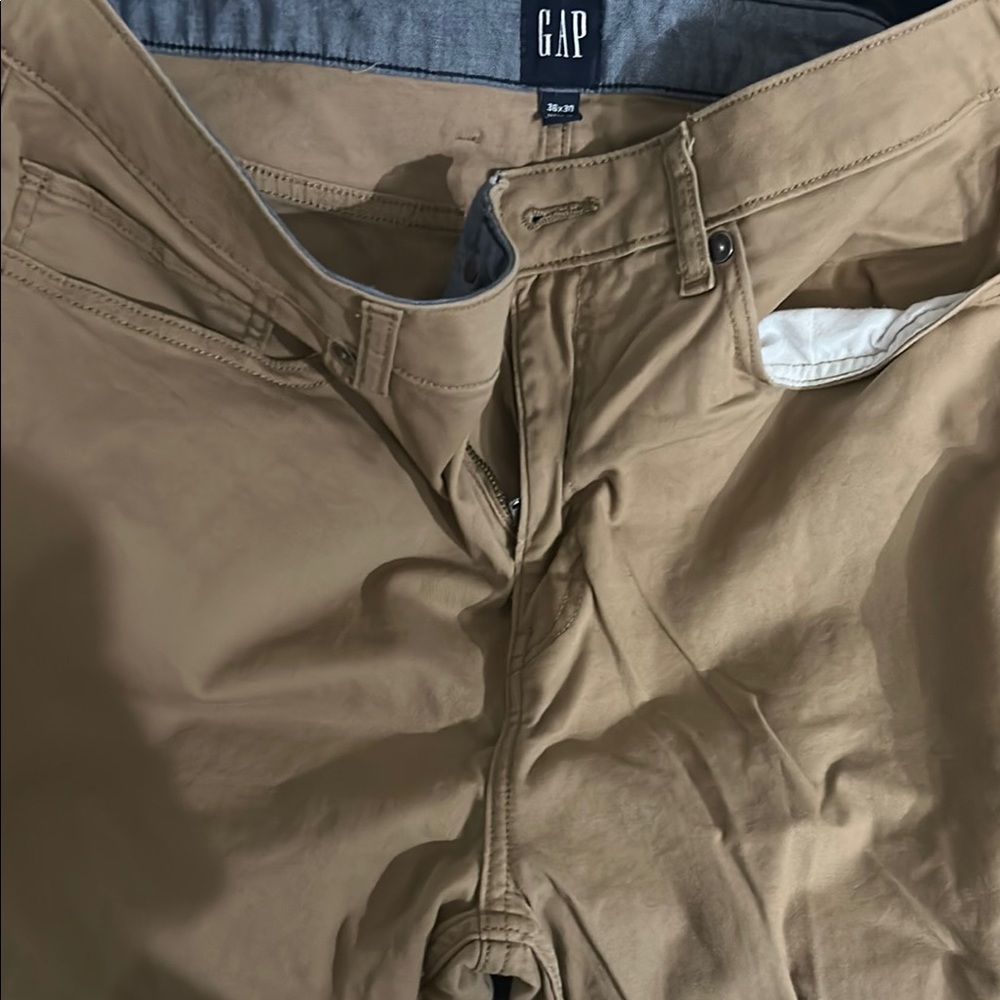 GAP Men's Tan Pants
